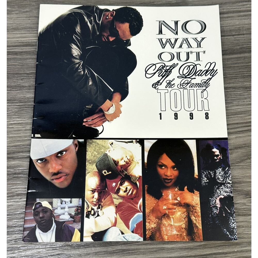 Vintage 1997 P Diddy & The Family No Way Out Tour Program Book Lil Kim Mase BIG